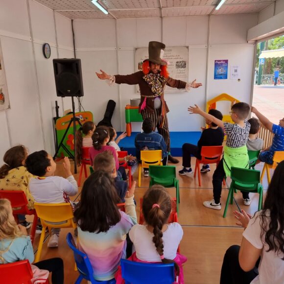 IMG-20220506-WA0028 Cuentacuentos «Alicia en el País de las Maravillas»