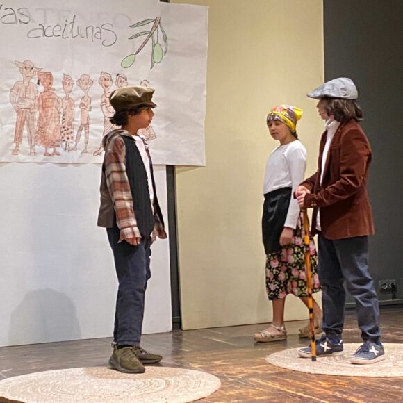 IMG-20230421-WA0021 Teatro en el Día del Libro